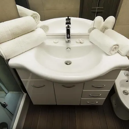 Апартаменти Bolintineanu Elegance